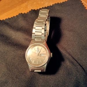 Vintage Seiko ladies watch